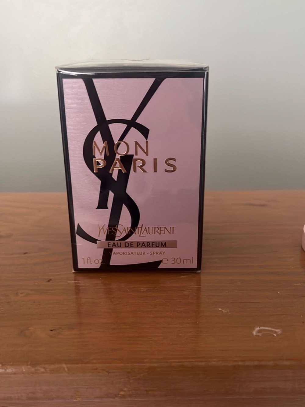 Yves Saint Laurent Mon Paris Eau de Parfum - Light Purple & Black Accents